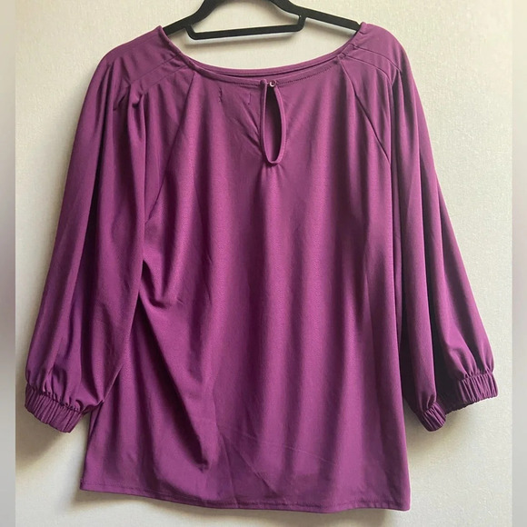 NWT Halogen Nordstrom 3/4 sleeve scoop neck purple blouse Sz 1 (20.5” Ptp- M/L) - Picture 2 of 8